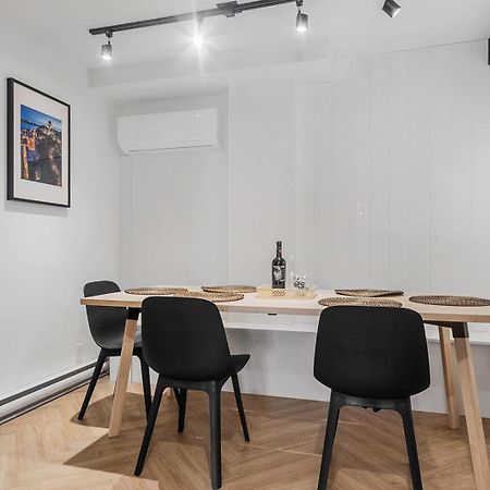 Les Appartements Du 300 Квебек Экстерьер фото