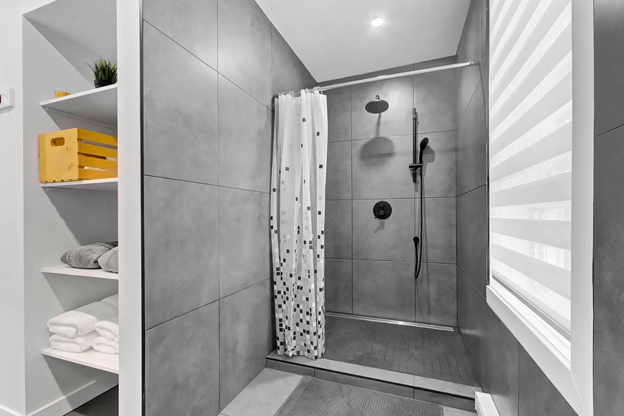 Les Appartements Du 300 Квебек Экстерьер фото