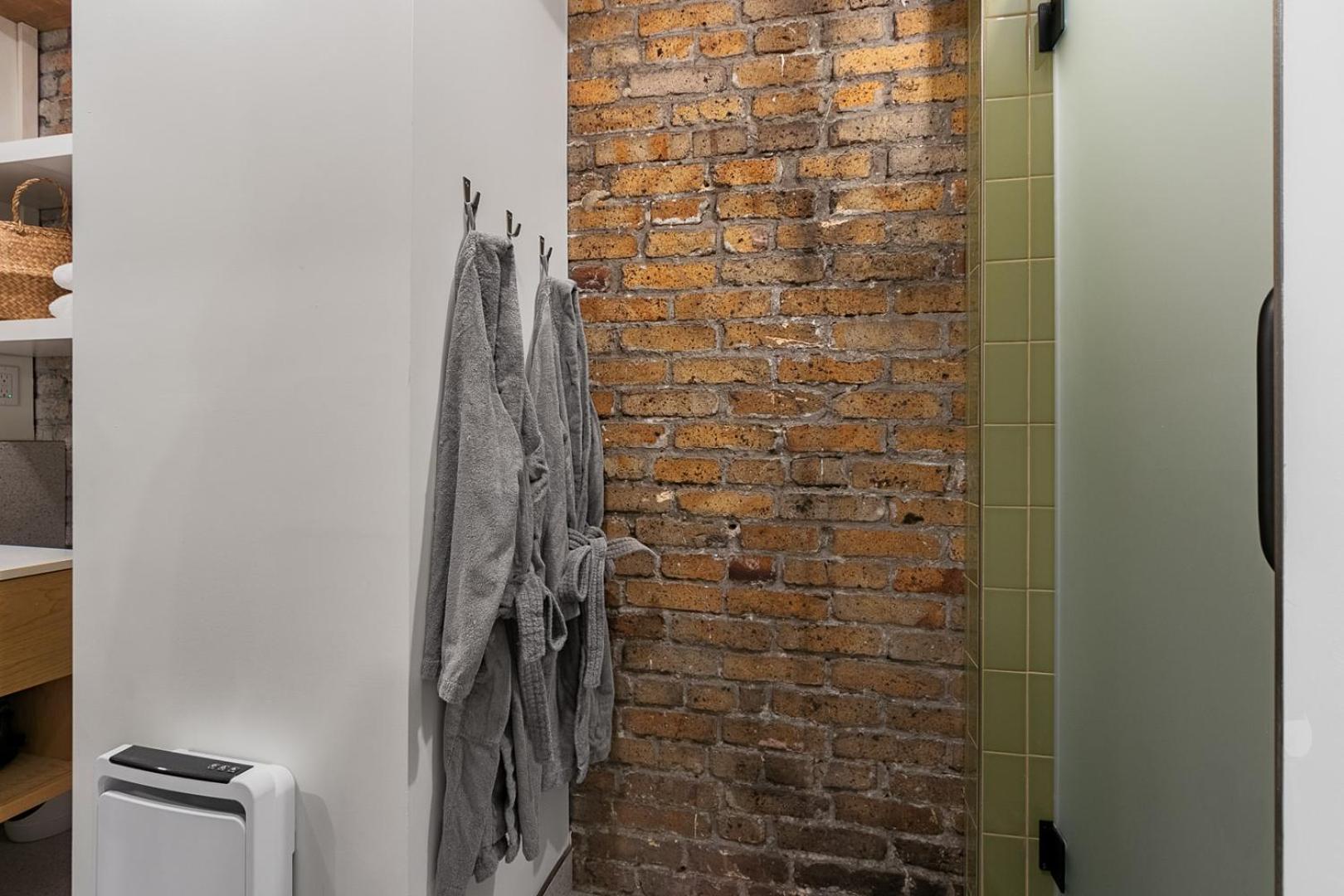 Les Appartements Du 300 Квебек Экстерьер фото