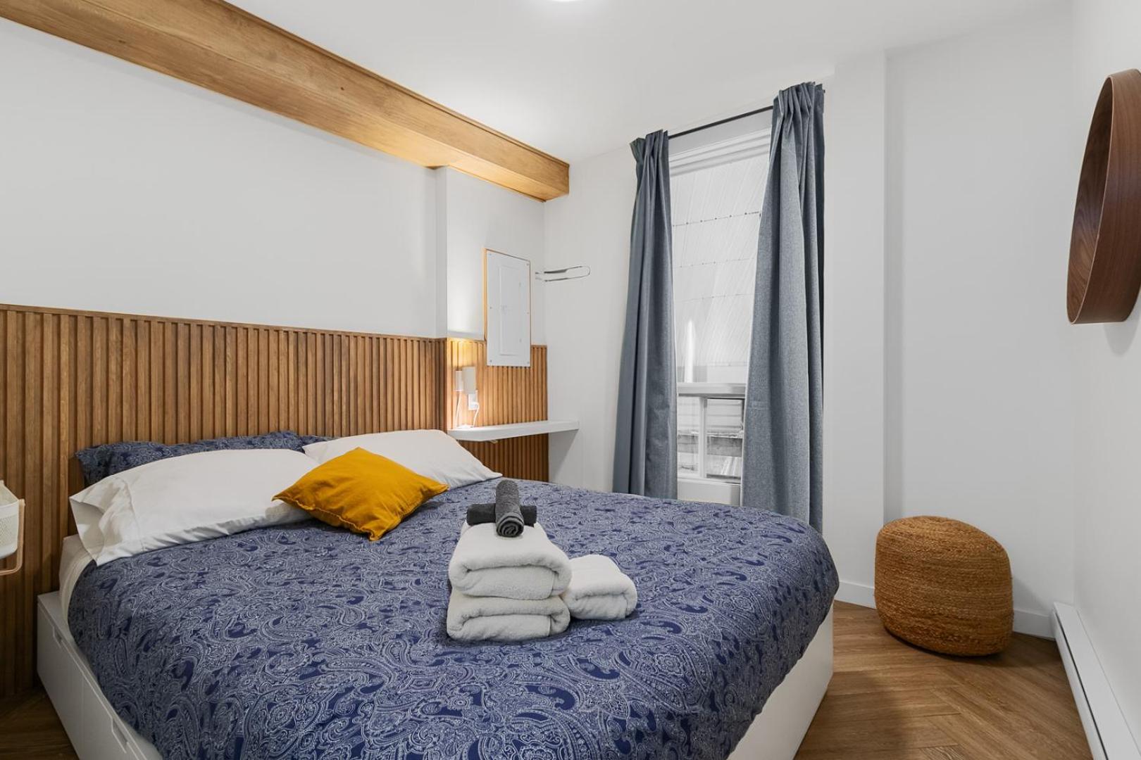 Les Appartements Du 300 Квебек Экстерьер фото